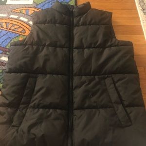 Old Navy black puffer vest